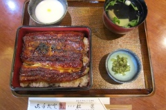 浜松の「松葉」の「うな重」