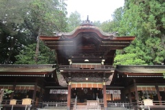 「下諏訪探訪」は諏訪大社下社秋宮の参拝から