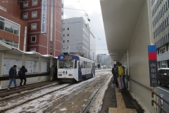 市電の函館駅前
