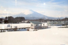 弘前駅に貼られていた「青春18きっぷ」のポスター