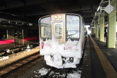 奥羽本線の大館行に乗る