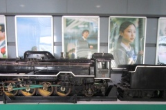 秋田駅の蒸気機関車の模型