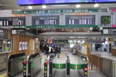 秋田駅に戻ってきた