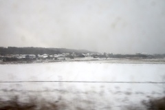 列車は雪原を行く