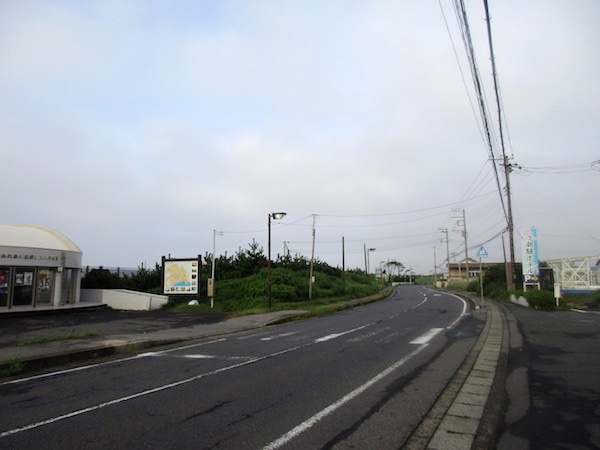 飯岡温泉「潮騒ホテル」前を通る県道30号