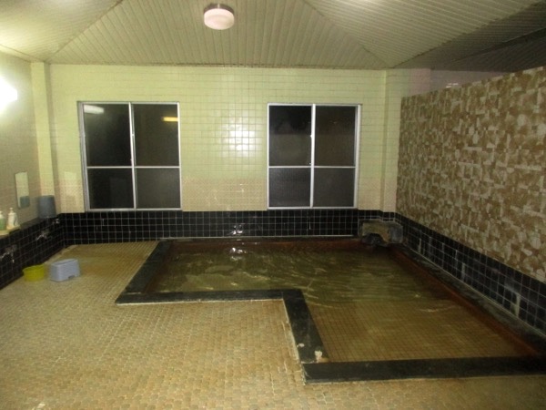 国民宿舎「からくわ荘」の大浴場