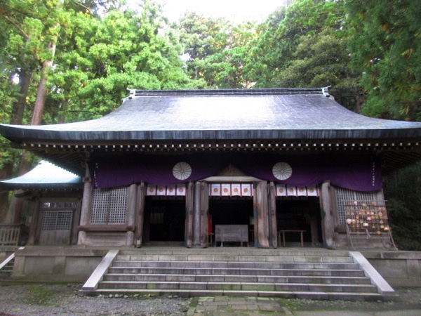 渡津神社の拝殿
