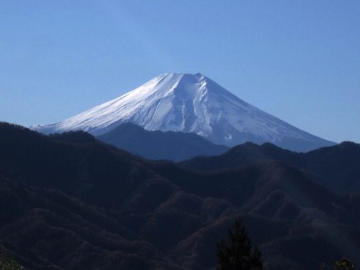 犬目峠から見る富士山