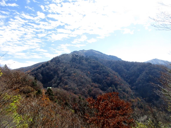四国第2の高峰、剣山を眺める