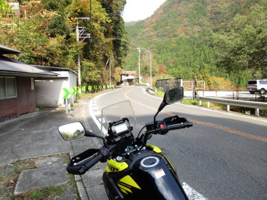 国道32号で徳島県から高知県に入る