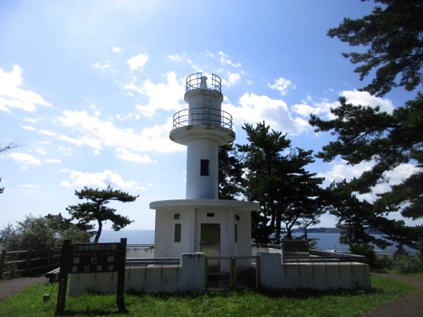 碁石岬の灯台