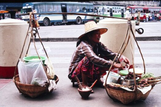 バンコクのソムタム売り（タイ）