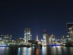 船上から見る東京の夜景