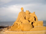 「能登千里浜レストハウス」の砂の像