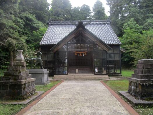 奈豆美比咩神社の拝殿