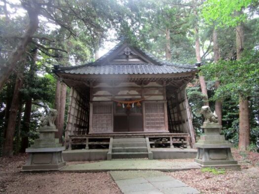 久志伊奈太伎比咩神社の拝殿