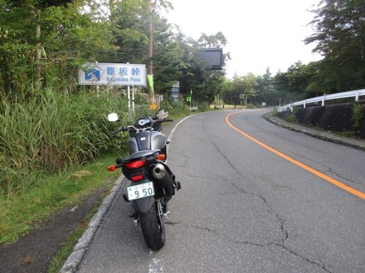 8：07　国道138号の籠坂峠