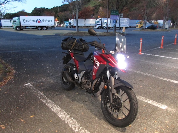 東名の富士川SAで朝食