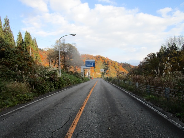 IMG_9560 国道253号の旧道で八箇峠へ