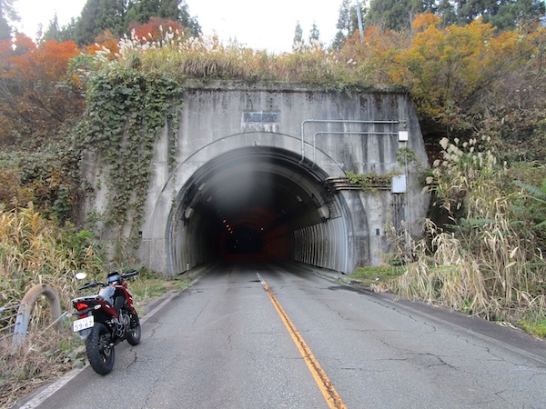 IMG_9561 国道253号旧道の八箇峠