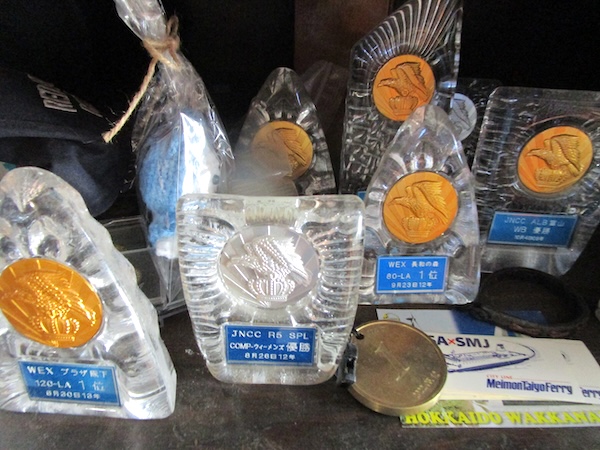 ゲストハウス「角屋」の櫻井惠子さんはライダー。数多くのレースで優勝している。ダート、大好きな惠子さん！