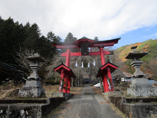 IMG_9857 高尾穂見神社の大鳥居