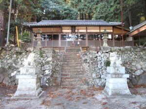 穂見神社の拝殿