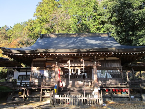 穂見諏訪十五所神社の拝殿