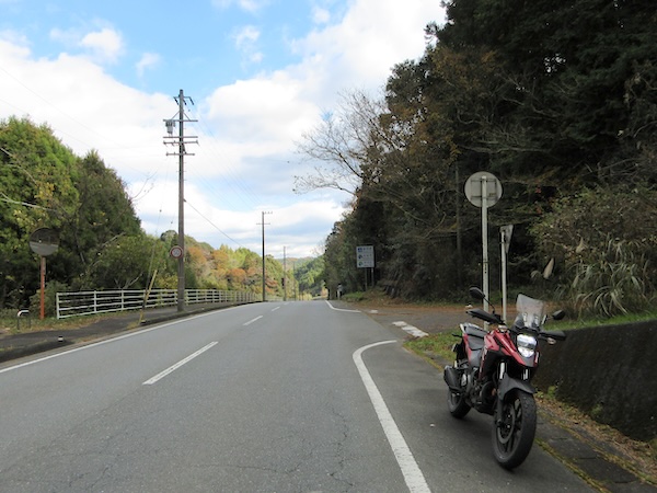 IMG_0141 国道257号の三遠(三河・遠江)国境の峠、引佐峠で折返す