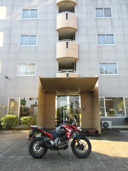 豊川稲荷の参拝を終えて「豊川ビジネスホテル」に戻ってきた